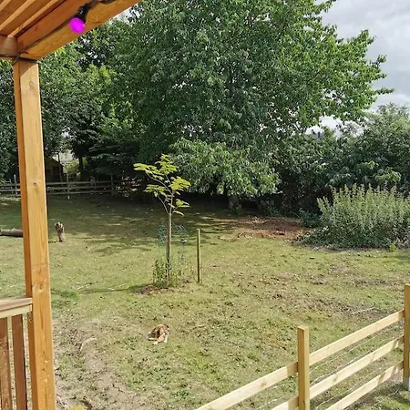 Agreable Tiny House A La Campagne Дом отдыха